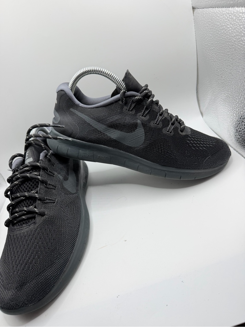 Nike Black and Gray Low-Top Running Sneakers